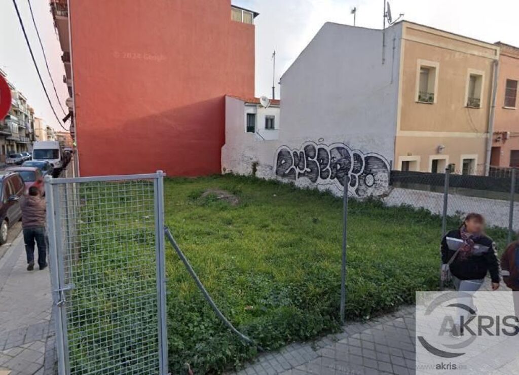 Imagen 2 de SOLAR EN VENTA EN BARRIO VILLAVERDE