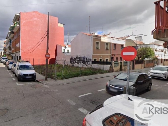 Imagen 3 de SOLAR EN VENTA EN BARRIO VILLAVERDE