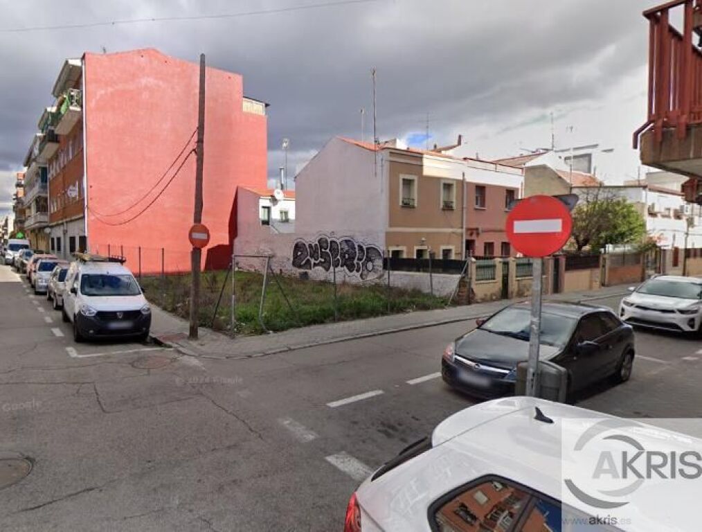 Imagen 3 de SOLAR EN VENTA EN BARRIO VILLAVERDE