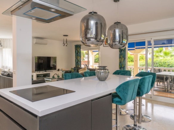 Imagen 3 de Casa-Chalet en Venta en Benalmadena Málaga