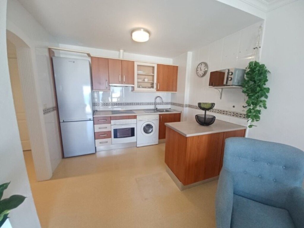 Imagen 3 de EN VENTA UN  EXCLUSIVO PISO CON VISTAS AL MAR EN SABINILLAS