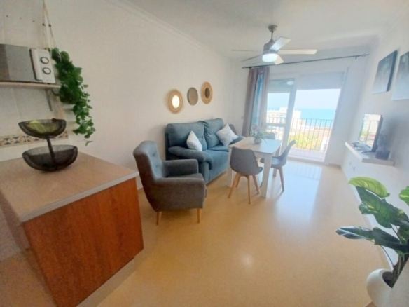 Imagen 1 de EN VENTA UN  EXCLUSIVO PISO CON VISTAS AL MAR EN SABINILLAS