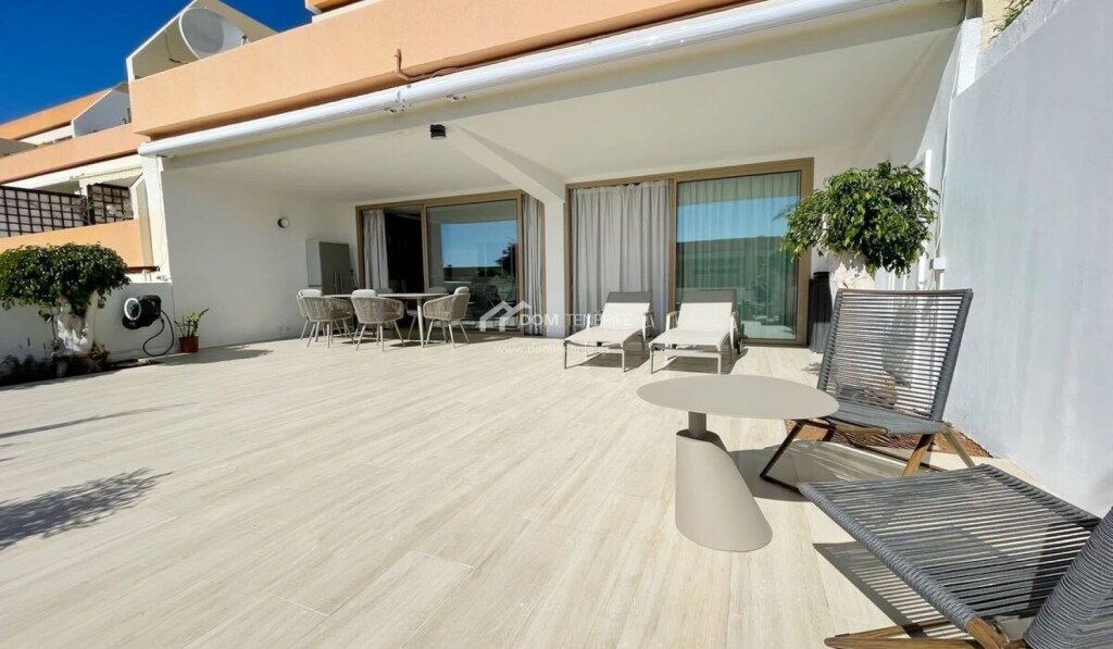 Imagen 4 de Casa-Chalet en Venta en Adeje Santa Cruz de Tenerife