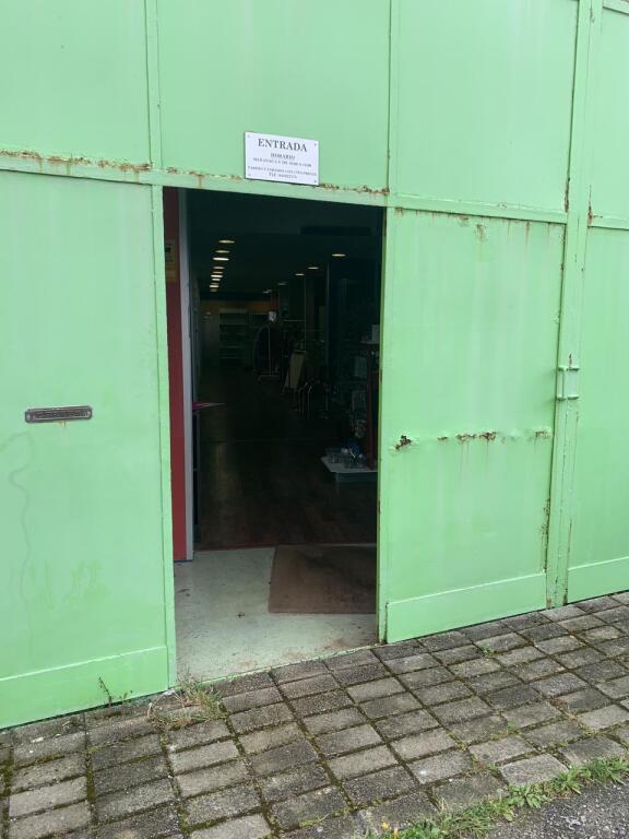 Imagen 4 de Amplia Nave Industrial en Santander con patio