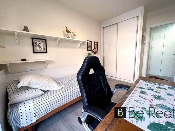 Imagen 3 de HABITACIÓN PARA CHICAS ESTUDIANTES EN PISO A COMPARTIR EN VILLANUEVA DE LA CAÑADA (MADRID)