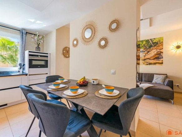 Imagen 3 de Encantadora Casa adosada con licencia turística en El Paraíso – Sa Rápita