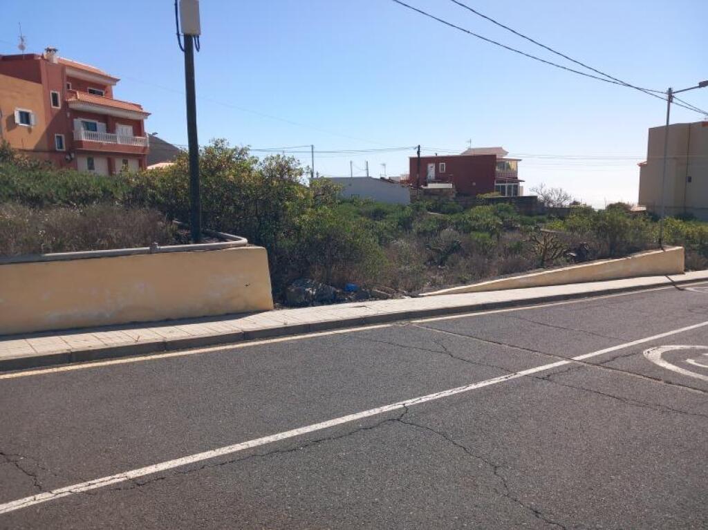 Imagen 2 de Terrenos Urbanos en Charco del Pino