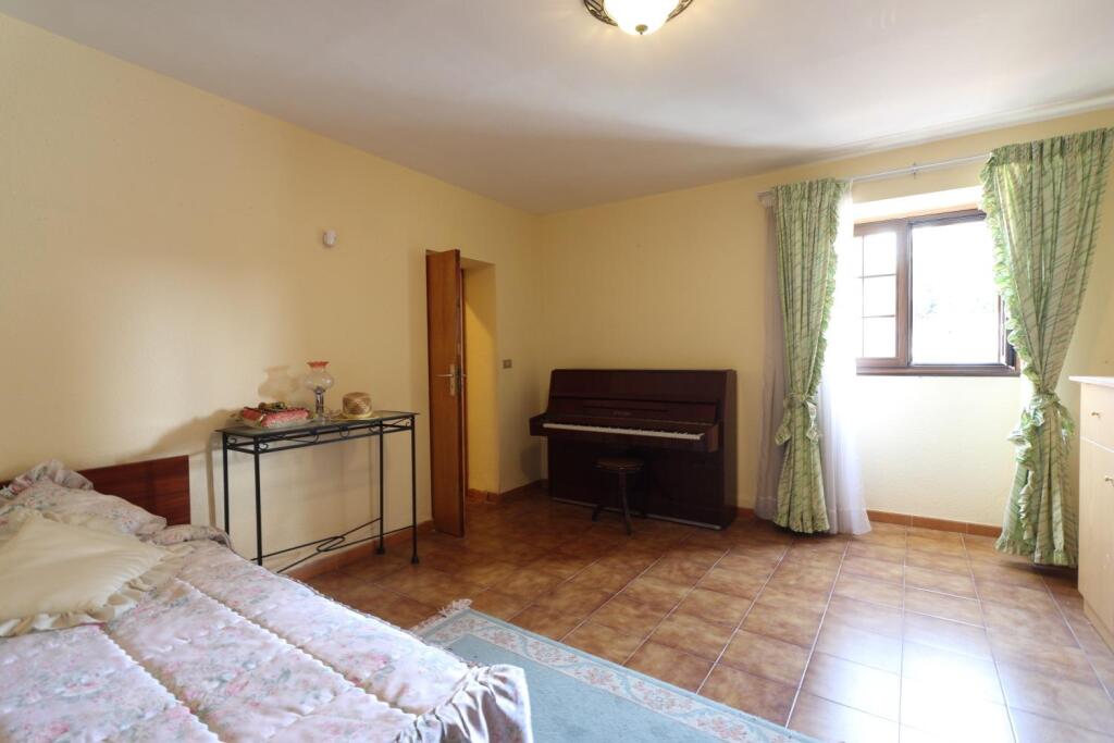 Imagen 2 de Casa con jardín en Charco del Pino