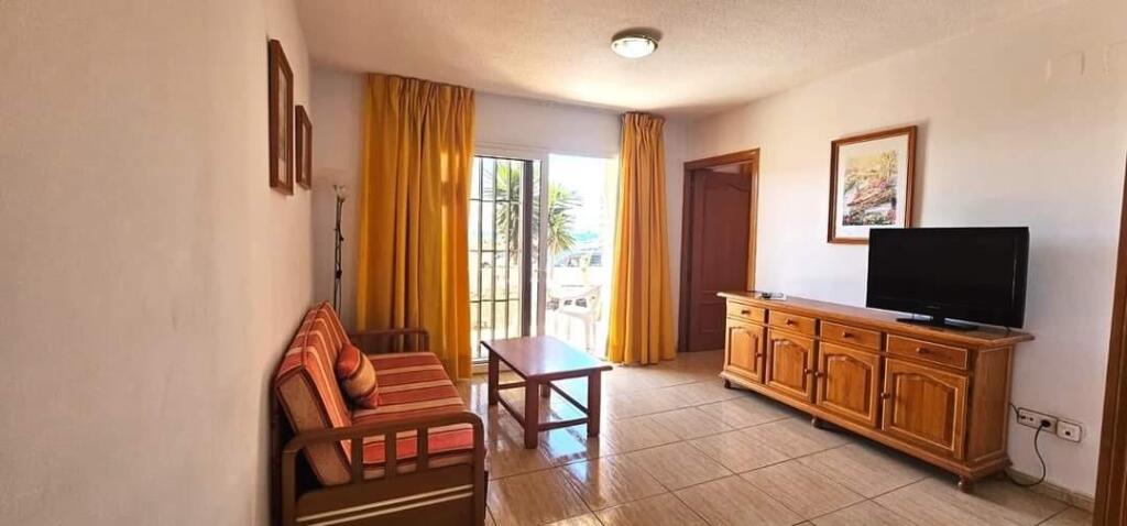 Imagen 3 de Apartamentos y estudios en Costa del Silencio