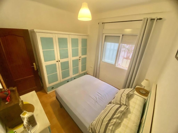 Imagen 2 de ESTUPENDO PISO EN VENTA EN MALAGA. ZONA INMEJORABLE