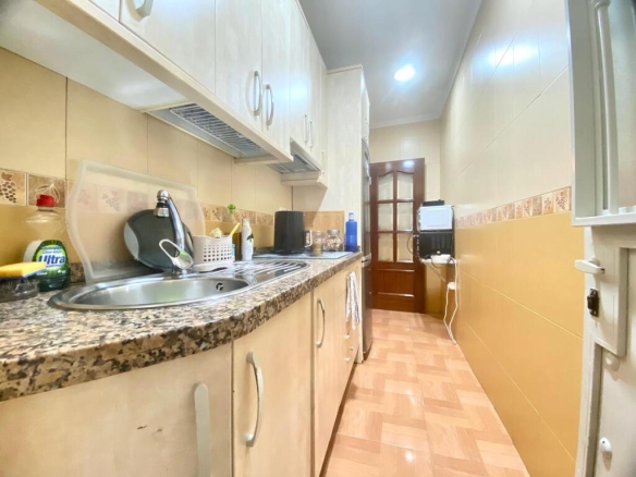 Imagen 1 de ESTUPENDO PISO EN VENTA EN MALAGA. ZONA INMEJORABLE