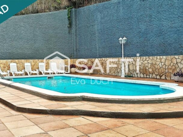 Imagen 3 de Precioso chalet en Mas Altaba con licencia turística