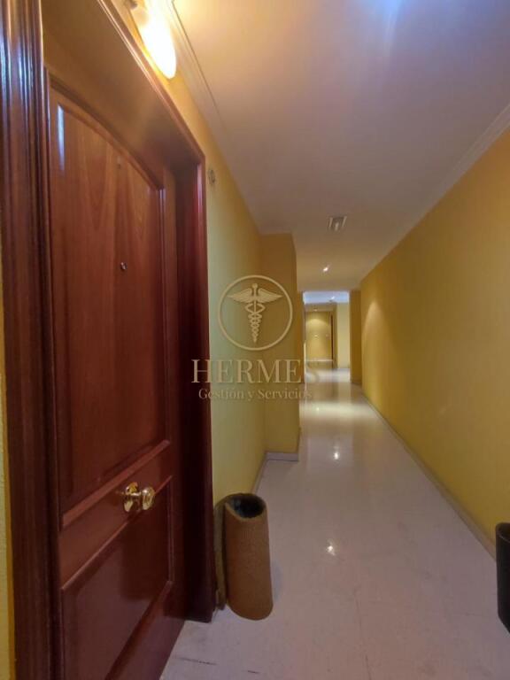 Imagen 3 de Se vende piso con enorme terraza  en centro del Rosal