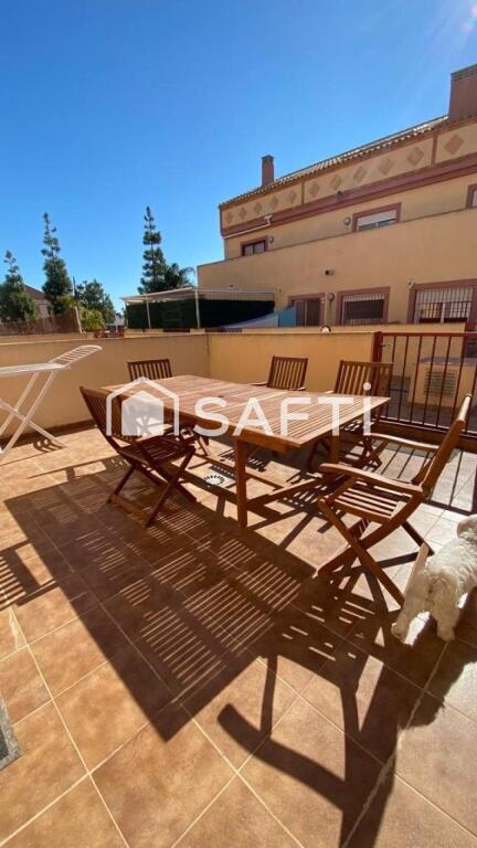 Imagen 2 de ¡Oportunidad única en Los Alcázares! Vivienda en Calle ATS Pepe Alarcón
