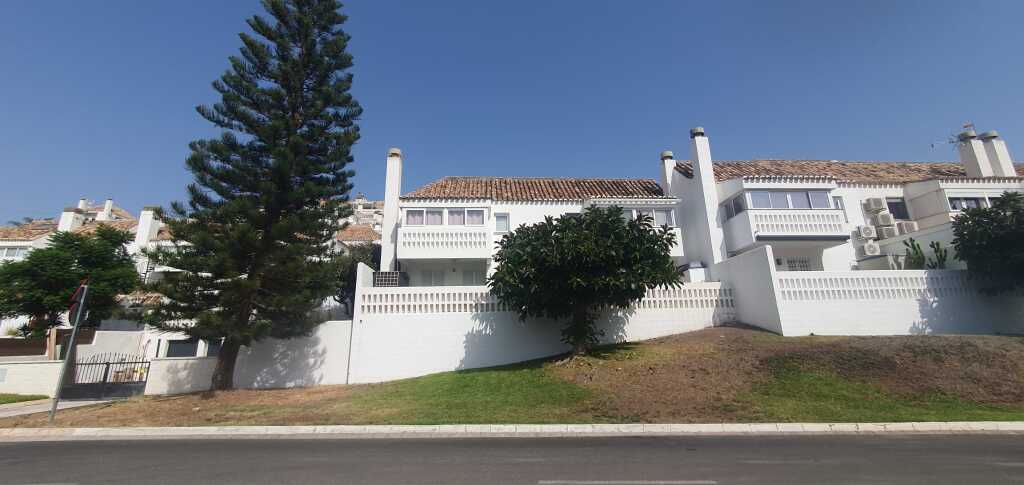 Imagen 2 de Adosada en Venta en Mijas Málaga