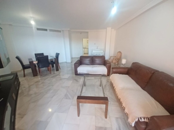 Imagen 4 de LOCALIZACION INMEJORABLE!! EXCLUSIVO PISO EN VENTA A PIE DE PLAYA!!