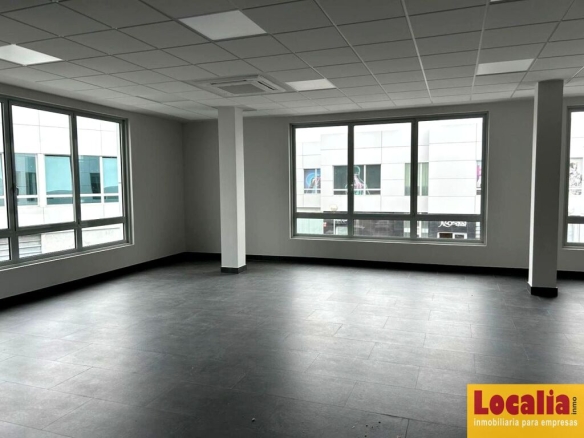 Imagen 2 de Nuevas oficinas a un paso de Santander