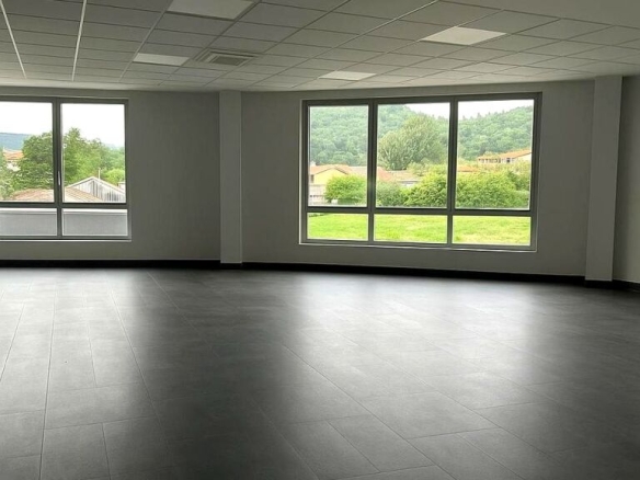 Imagen 4 de Nuevas oficinas a un paso de Santander