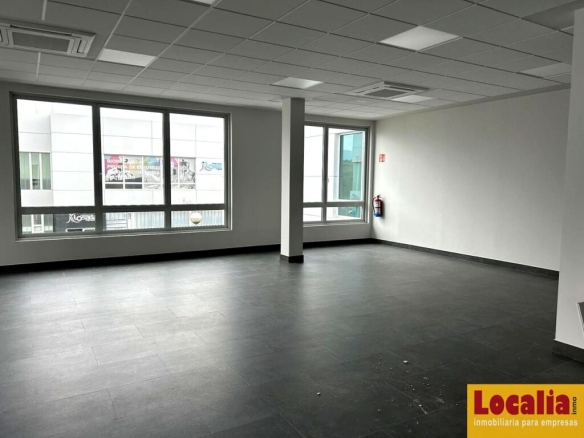 Imagen 1 de Nuevas oficinas a un paso de Santander