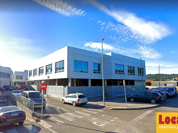 Imagen 2 de Amplia Superficie Comercial en Camargo