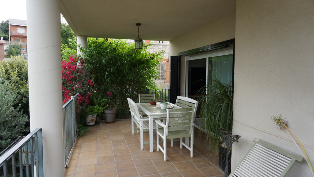 Imagen 2 de Casa-Chalet en Venta en Rubi Barcelona