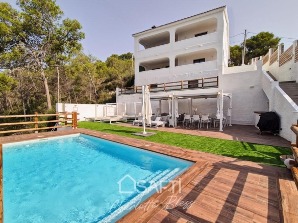 Imagen 1 de Exclusiva villa en Olivella - Sitges