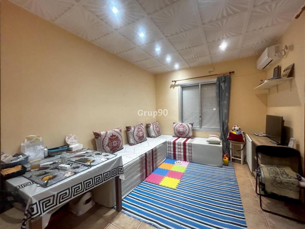 Imagen 4 de PISO  PARA ENTRAR A VIVIR O PARA INVERSIÓN:  DE 3 HABITACIONES EN PARDINYES