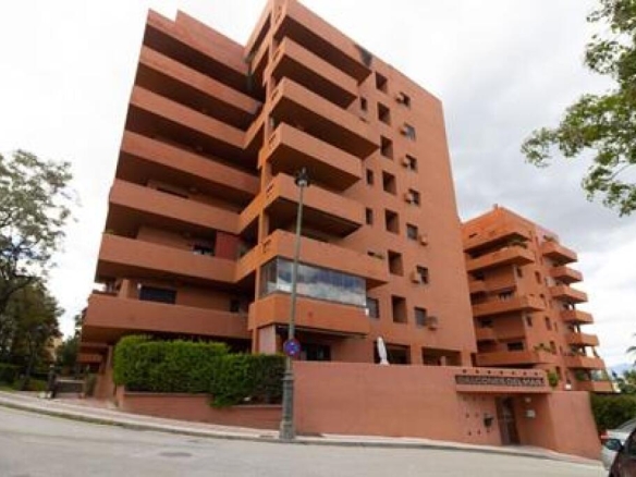 Imagen 1 de ¡SE VENDE ACOGEDORA VIVIENDA DE DOS DORMITORIOS EN ZONA PUERTO ESTEPONA