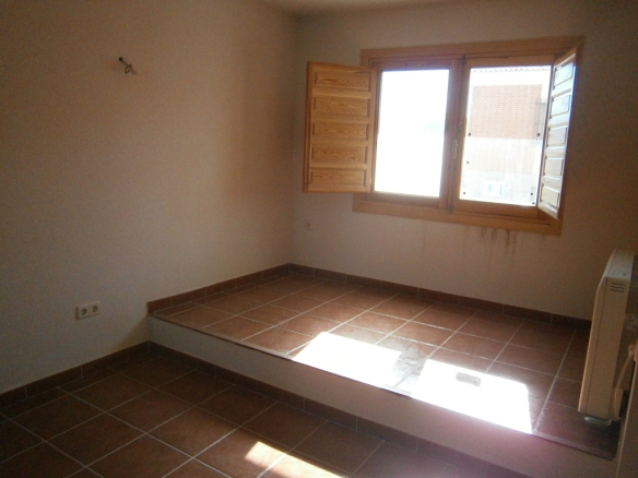Imagen 4 de Casa-Chalet de Obra Nueva en Alquiler en Villacastin Segovia