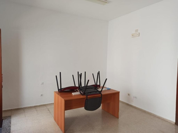 Imagen 3 de Local comercial en Alquiler en Valsequillo de Gran Canaria Las Palmas