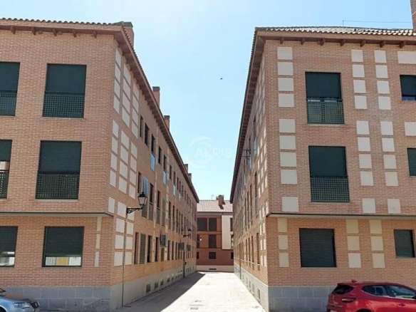 Imagen 2 de Venta de 2 Garajes en Travesía DEL ARENAL Nº 2