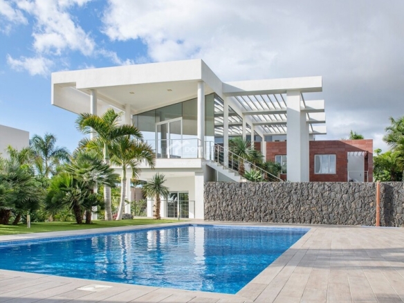 Imagen 2 de Casa-Chalet en Venta en Adeje Santa Cruz de Tenerife