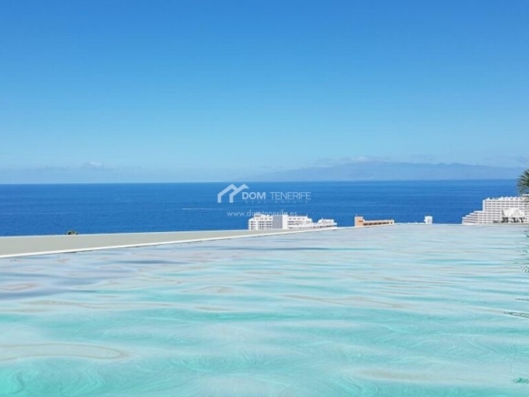 Imagen 2 de Casa-Chalet en Venta en Adeje Santa Cruz de Tenerife