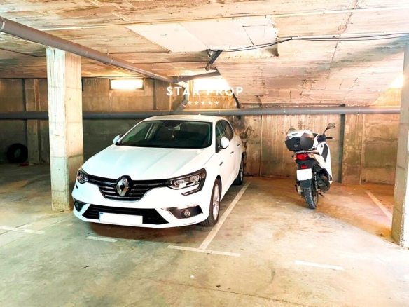 Imagen 2 de Parking en Llançà