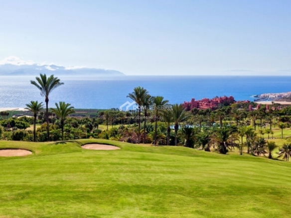 Imagen 2 de Casa-Chalet en Venta en Guia De Isora Santa Cruz de Tenerife