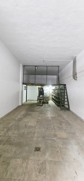 Imagen 2 de Nave comercial en Venta en Bilbao Bizkaia DEUSTO