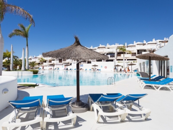 Imagen 2 de Casa de pueblo en Venta en Adeje Santa Cruz de Tenerife