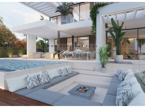 Imagen 2 de Casa-Chalet en Venta en Adeje Santa Cruz de Tenerife