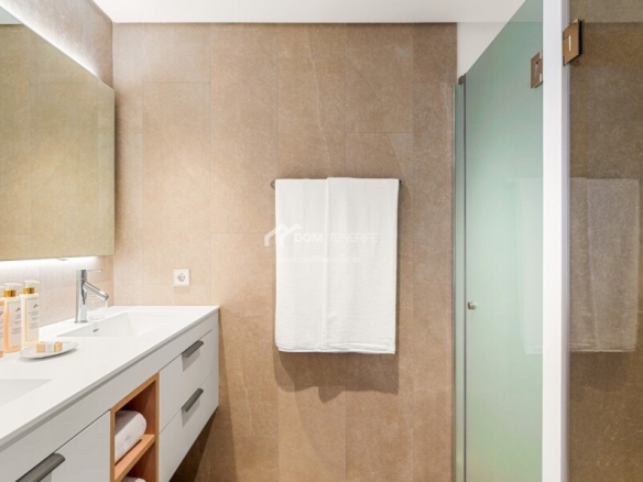 Imagen 3 de Dúplex en Venta en Guia De Isora Santa Cruz de Tenerife