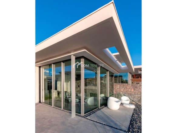 Imagen 2 de Casa-Chalet en Venta en Guia De Isora Santa Cruz de Tenerife