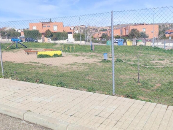 Imagen 4 de MAGNIFICA PARCELA RECTANGULAR EN ZONA ALTA URB ABADIA