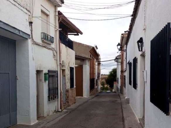 Imagen 1 de CASA DE PUEBLO EN OCAÑA PARA REFORMAR