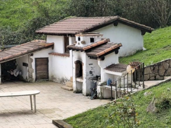 Imagen 4 de Casa-Chalet en Venta en Berango Bizkaia BASOTXU