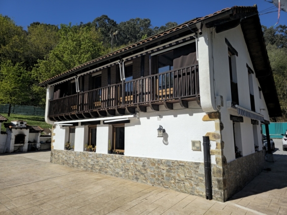 Imagen 1 de Casa-Chalet en Venta en Berango Bizkaia BASOTXU - El Club del Propietario Imagen 1 de Casa-Chalet en Venta en Berango Bizkaia BASOTXU