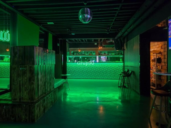 Imagen 3 de ¡GRAN OPORTUNIDAD! TRASPASO DE PUB EN LLEIDA