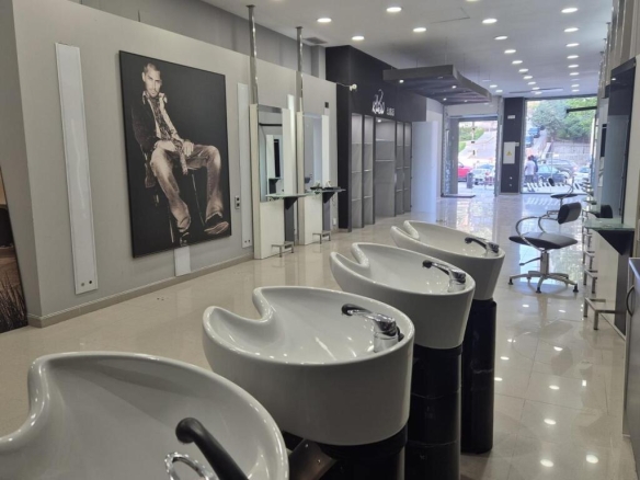 Imagen 4 de SE ALQUILA LOCAL COMERCIAL EN TOLEDO