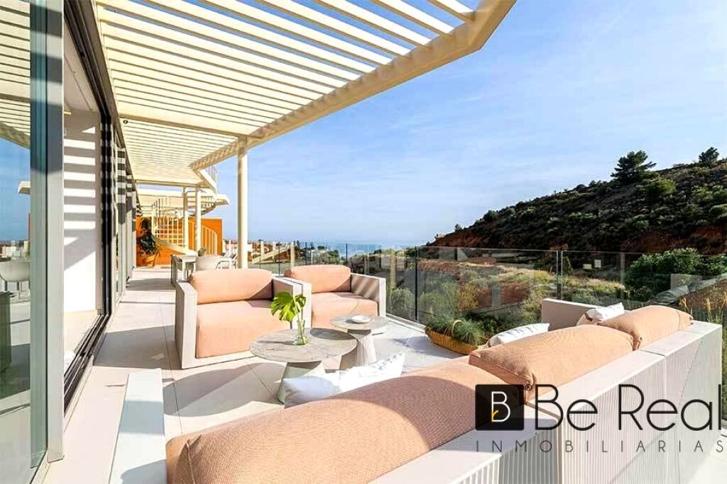 Imagen 2 de SKY VILLA SOLARIUM – ELEGANCIA Y ESPACIO CON VISTAS INCOMPARABLES