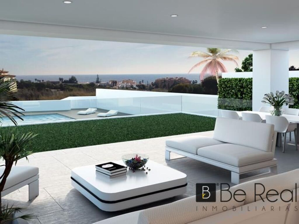 Imagen 2 de VILLAS DUQUESA GOLF &amp; BEACH: EXCLUSIVIDAD Y LUJO A 600M DEL MAR CON VISTAS PANORÁMICAS
