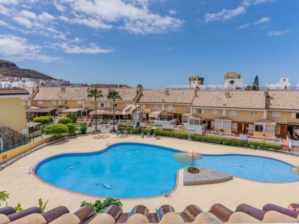 Imagen 2 de Casa de pueblo en Venta en Arona Santa Cruz de Tenerife