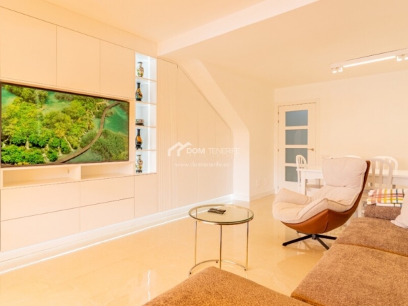 Imagen 1 de Casa de pueblo en Venta en Arona Santa Cruz de Tenerife